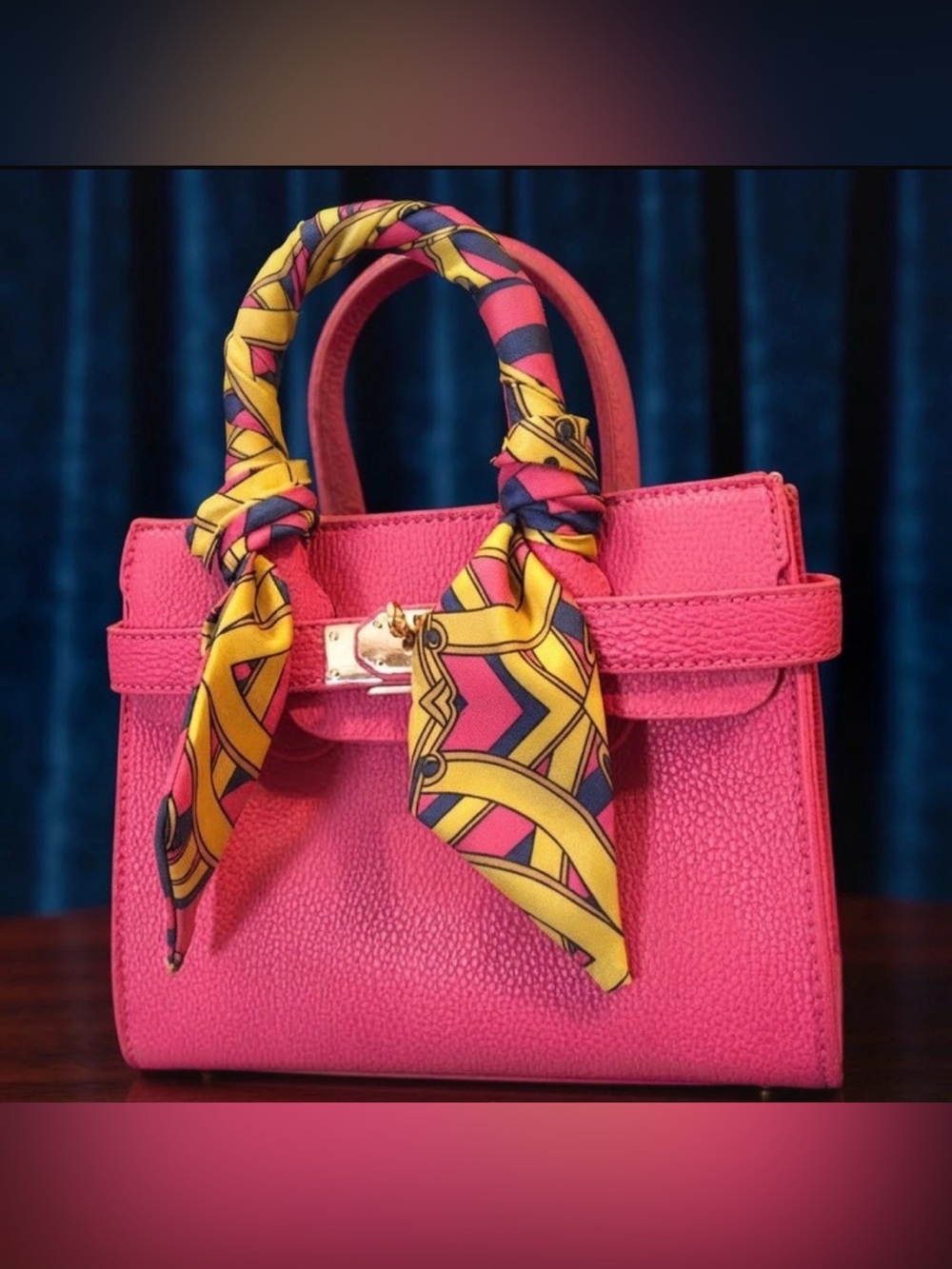"Chloe K. New York" Pink Leather Shoulder
Bag with Adjustable Strap